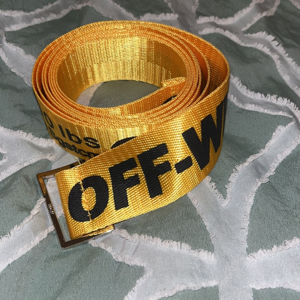 Off white cargo belt